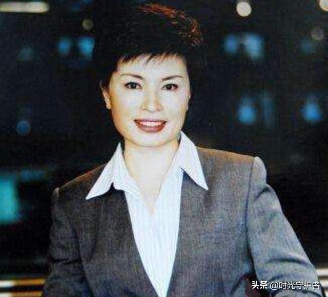 主持人李瑞英：儿子去世坚守岗位，退休竟惹争议，与老公青梅竹马