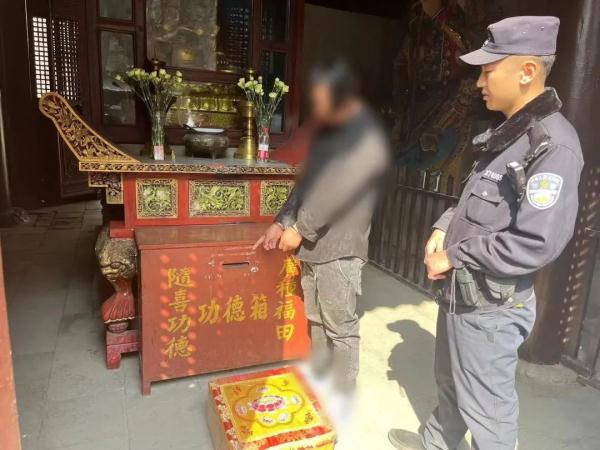 “兔子”只吃窝边草……邻居：你看我像冤大头吗？