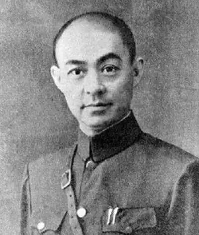 张自忠之孙张纪祖、张治中之孙张皓霆相聚时，一张珍贵的合影