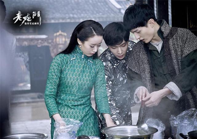 她是白衣校花也是老九门的丫头，昨晚领盒饭下线，网友：终于走了