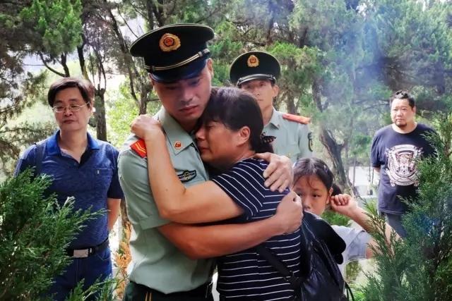 十年生死两茫茫!在天堂的嘉兴消防英雄 你们还好吗?