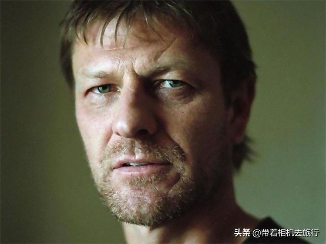 10位名人身上的伤疤由来：有人遇到抢劫，有人演戏受伤