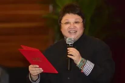 韩红的母亲雍西：女儿52岁仍未婚单身，让她纠结心痛