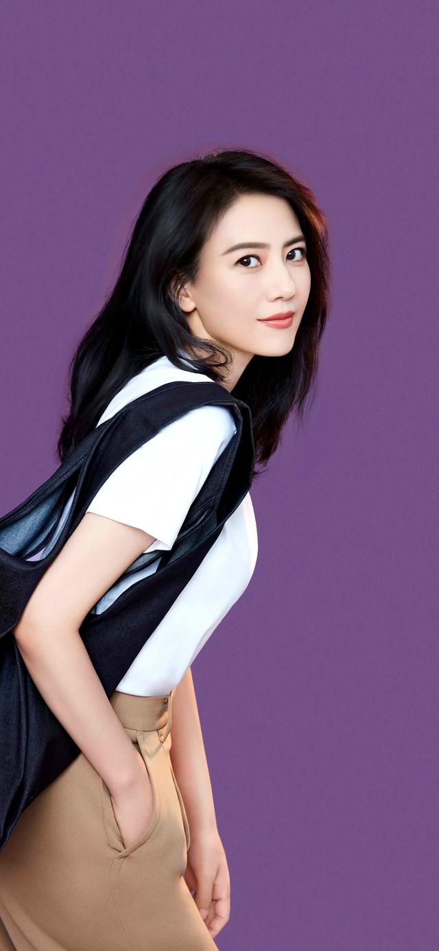 俺的女神高圆圆高清无水印性感壁纸美图大放送