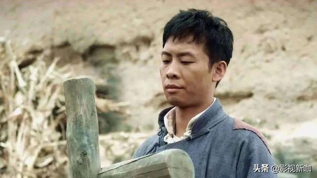 明星吻戏怎么拍的？花絮胜过正剧，唐嫣笑晕、闫妮一脸嫌弃