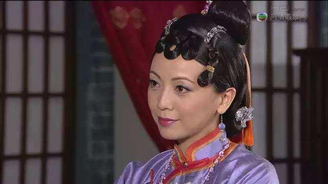 明明是同一个演员,可在续集里像换了张脸,令妃颜值前后变化好大