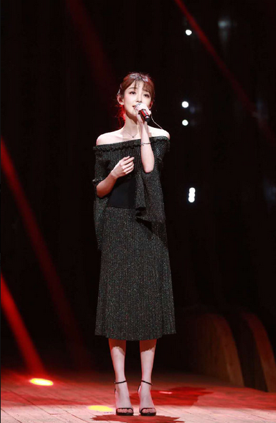 久违了！《金曲捞》许美静华丽归来 汪苏泷首唱《有点甜》粤语版