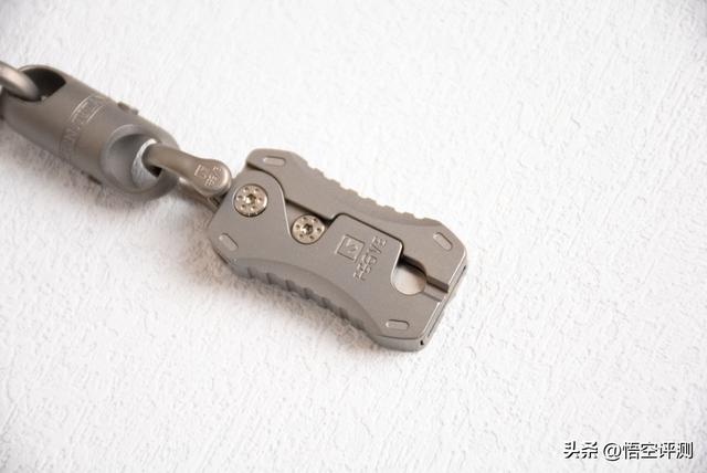 真正属于男人的EDC:无限旋转超解压,费戈钛合金旋转钥匙扣评测