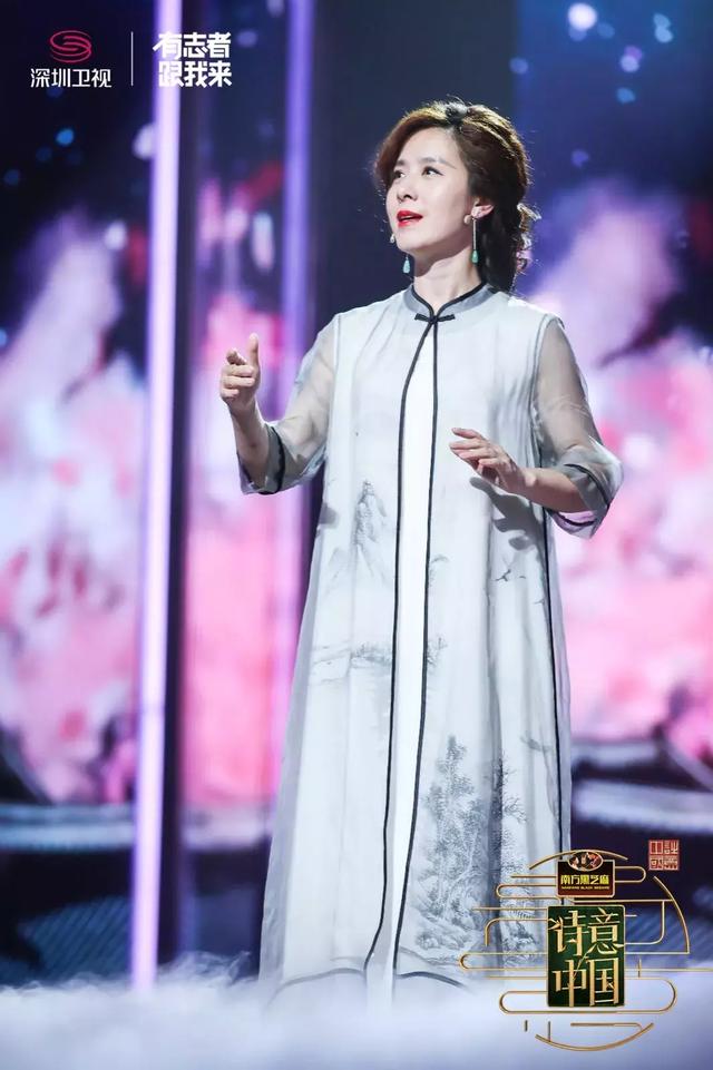 “诗意女神”庞玮：让生活慢一点，在诗意中遇见更美好的自己！