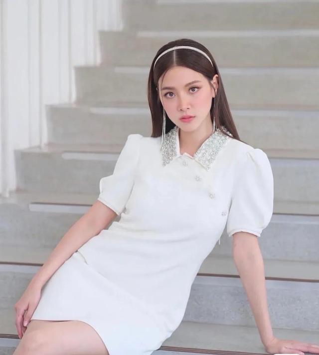 小水平采娜的性感写真