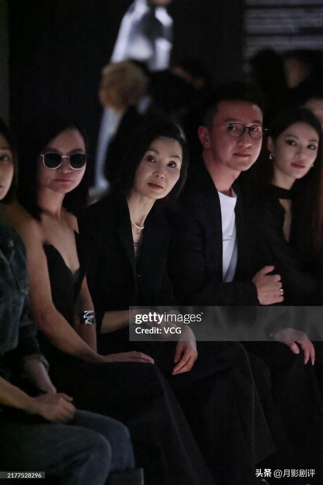 60岁张曼玉,归来仍是巨星,现在这种港风美女再也见不到了