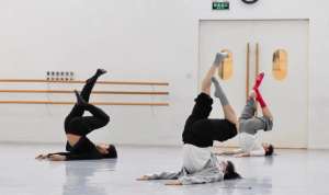 舞蹈家金星(抛开毒舌无关流量，镜头之外，这才是舞蹈家金星的A面)