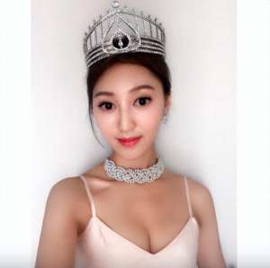 司珍(33岁前港姐东京吃住奢华酒店每晚12万元，离婚后被分3亿赡养费)