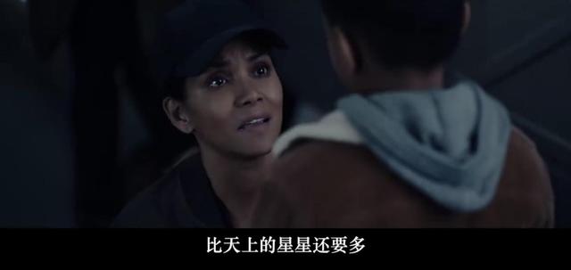 月球陨落口碑出分了，猫眼开分8.6，网友：有种看2012的错觉