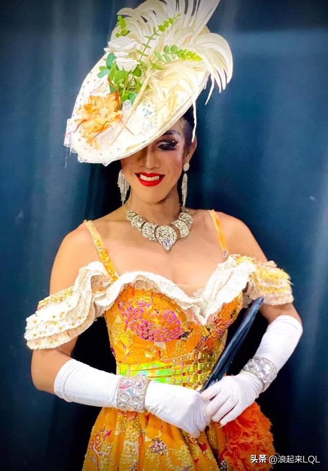 攻略｜芭提雅中天海滩男孩街，人妖歌舞秀，欧美风酒吧打卡