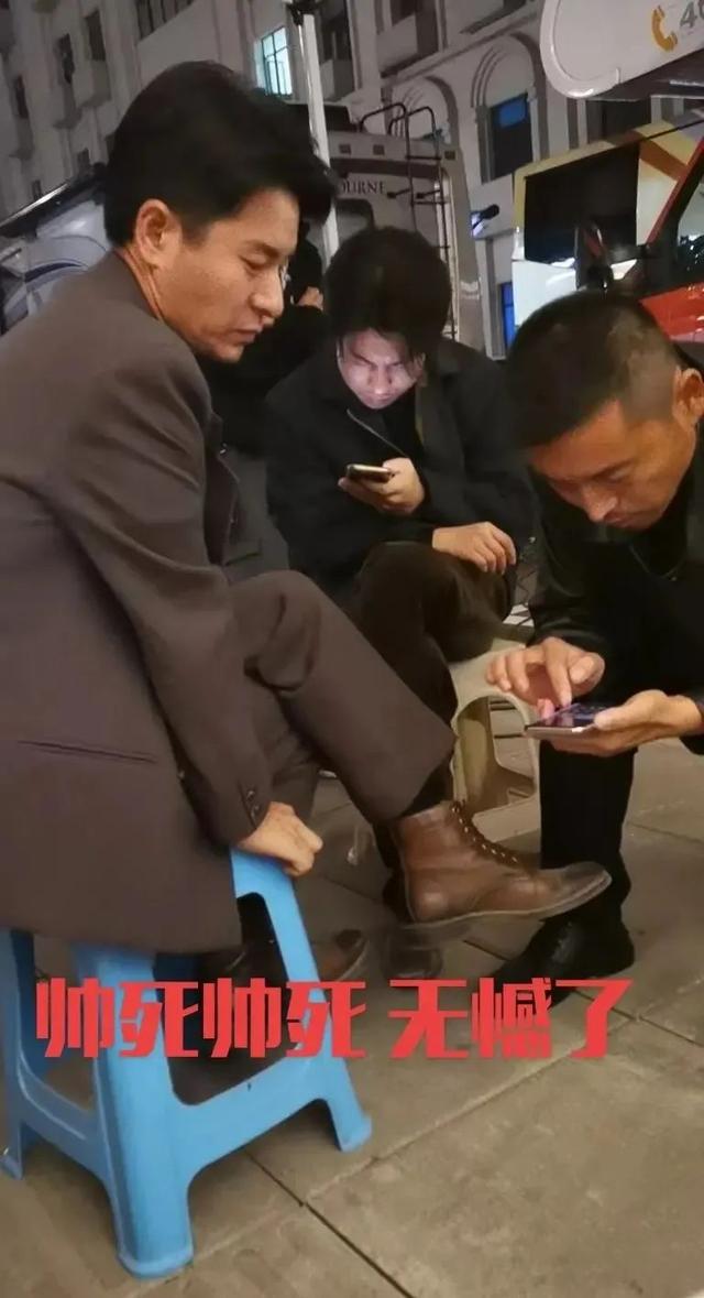 刘德华在哈尔滨拍戏细节曝光：竟用两个替身，深夜在街头烧香拜神
