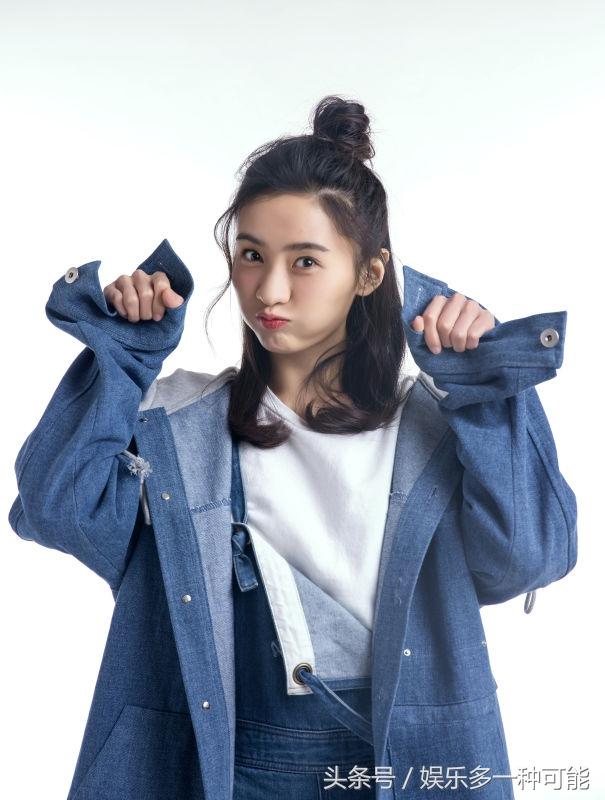 《人民的名义》的新晋小花何昕霖 写真清新淡雅惹人喜爱
