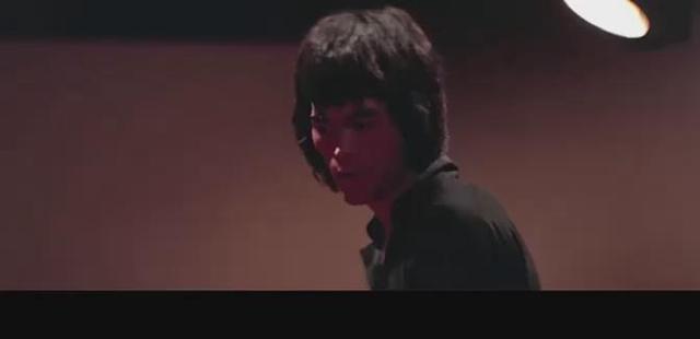 死亡塔高潮部分,李小龙死后的剪辑电影