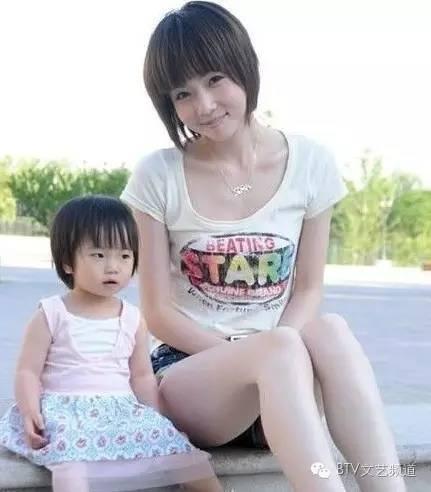 高晓松前妻和张子萱的前夫在一起？俩人疑似早有“猫腻”