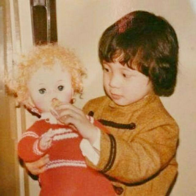 星途坎坷的薛之谦：高调与前妻复合，前女友爆料让他人设坍塌