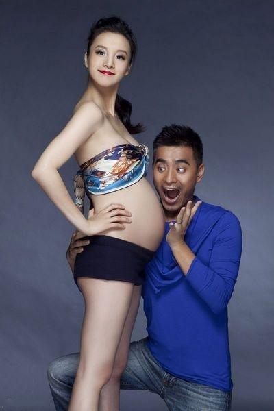 陈龙老婆章龄之