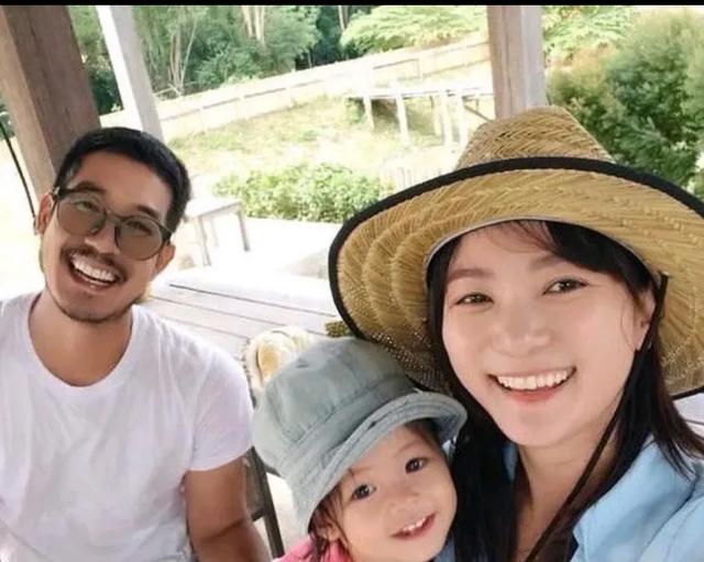 泰国一哥男星Weir“半退圈”不再接拍泰剧，专注于家庭和打理生意