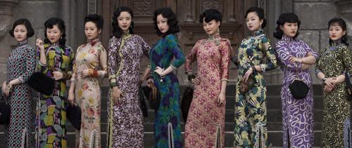 辣眼睛！看了这些男扮女装的妖娆毕业照，麻麻再也不想我毕业了！