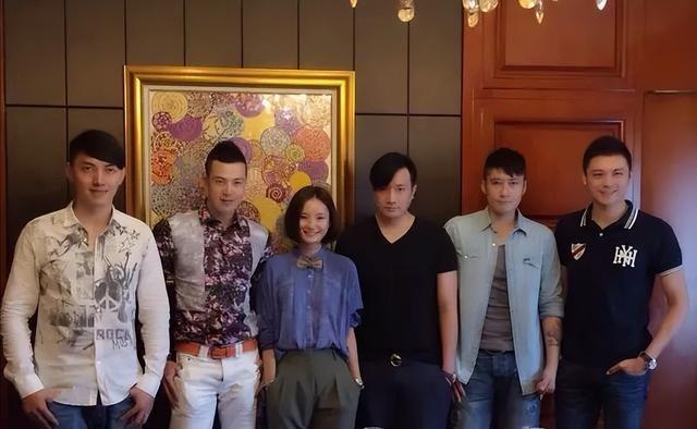 从国民初恋”沦落到卖货柜姐？《红苹果乐园》主角团现状太唏嘘