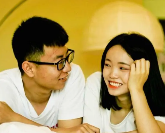 女性私处颜色深，是性生活多了？需要处理吗？别被男人“洗脑”了