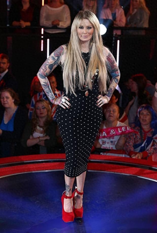 “色情女王”詹娜·詹姆森：医院住了9个月，被告知活不了多久