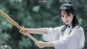 叶昀(小说：一个年仅十三岁的丫头，居然看透了世间繁华，说出惊人之语)