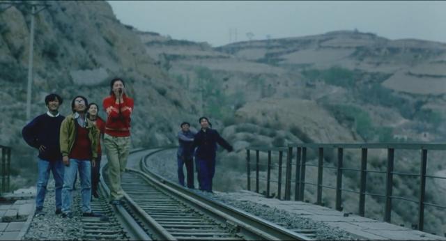 《站台》：贾樟柯的平民史诗