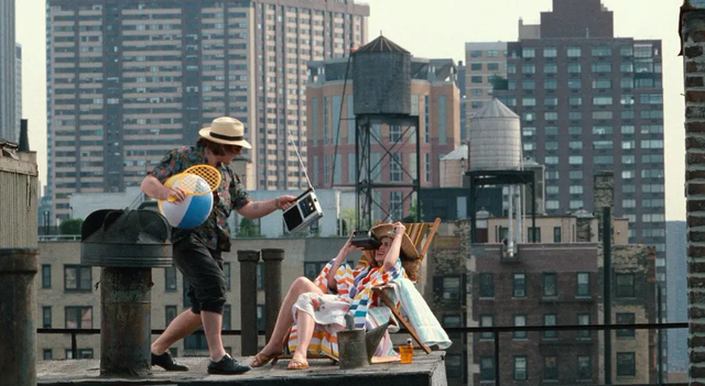 法国情侣假结婚只为美国绿卡，黑色幽默的《绿卡》，引人深思