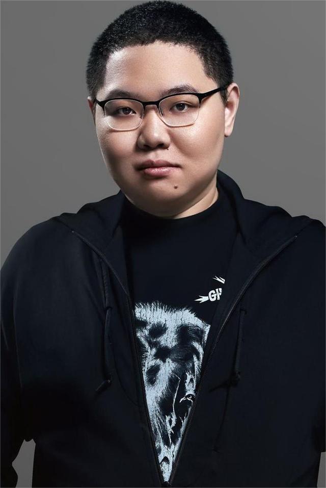 PDD歌友会总决赛神秘嘉宾，李玉刚回应27号坐镇评委席。