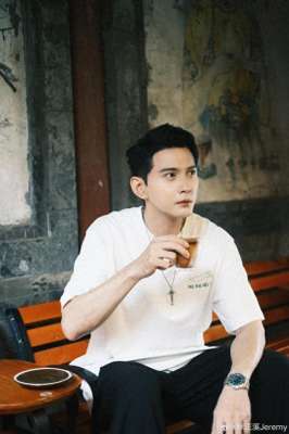 徐正曦(郑重道歉演员徐正溪公布“退圈原因”)