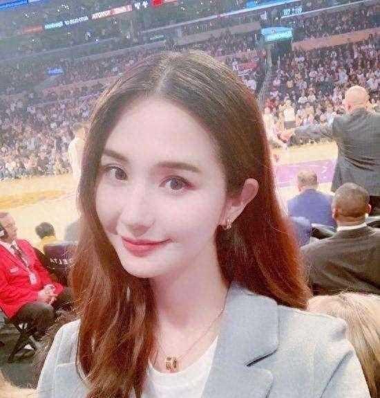 《3D肉蒲团》再续，女神戏外依旧惊艳，东方之美无敌！