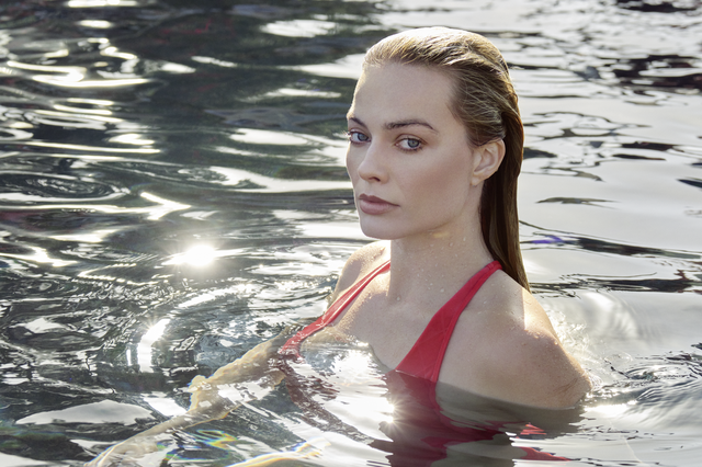 香奈儿为5号香水拍了新广告，MUJI迷你包新配色上线｜是日美好事物