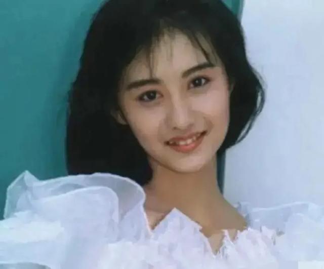 让百亿富豪折腰的陈德容：3任男友爱她痴狂，嫁给同学后坚持丁克