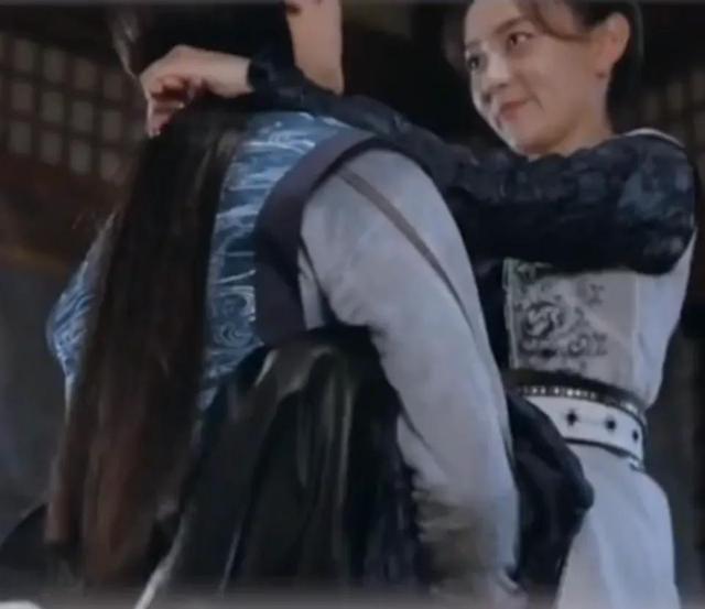双世宠妃3厉害了!前有三层夹心吻,后有三角吻,服了