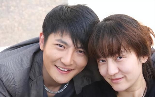 娶亲姐妹成连襟，丈母娘态度却不同，陆毅和郭京飞谁更受鲍母宠？