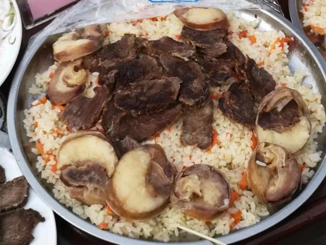 伊犁家常饭——抓 饭