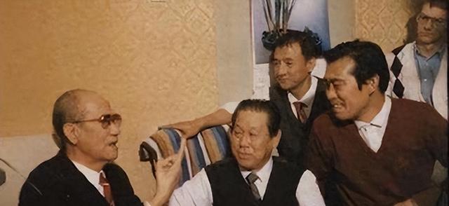 侯宝林到底有多少徒弟？马季清理3个，侯耀华又给父亲收了一个