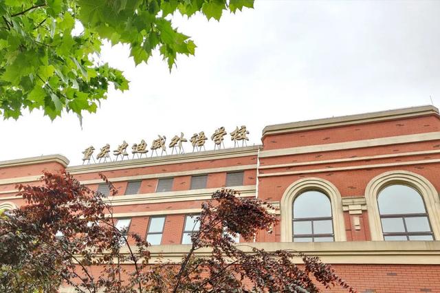 重庆市的4所民办国际学校：巴南2所，渝北2所，学费超级贵