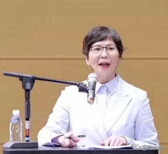 结果出炉！黄国昌大胜蔡壁如，接管白营！朱立伦是否拖蓝白后腿？