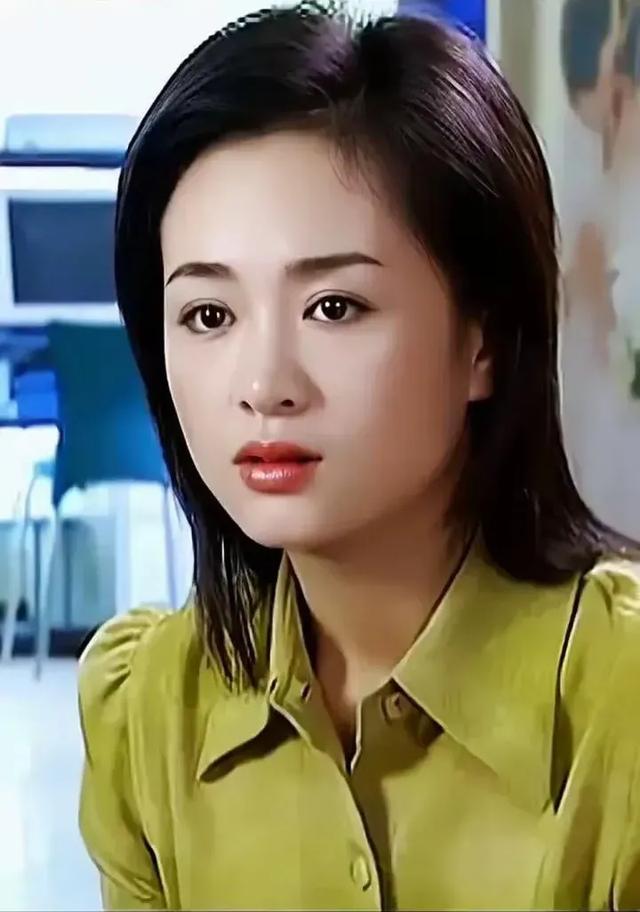 看看和侯总搭戏的女搭子，个个都是绝色佳人 谁能不羡慕侯总每一天