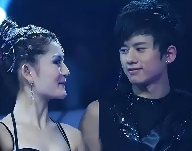 主持人谢娜：与刘烨有缘无份，和张杰终成眷属，有三个女儿很知足