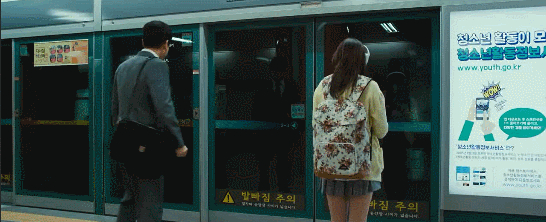 父女互换身体，这片儿骚气快要溢出屏幕