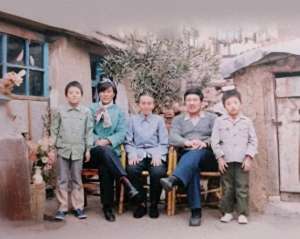 生于七十年代(生于七十年代（21）家属院)