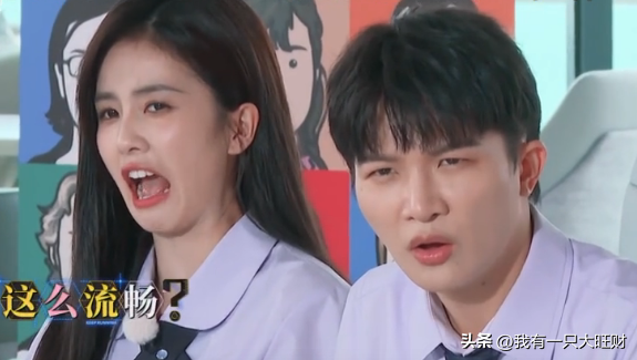 《奔跑吧》王鹤棣一边与白鹿超甜合体，一边带着显眼包范丞丞跳海