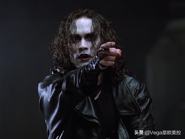 主角死的死伤的伤，很多人都觉得这些电影受到了“诅咒”